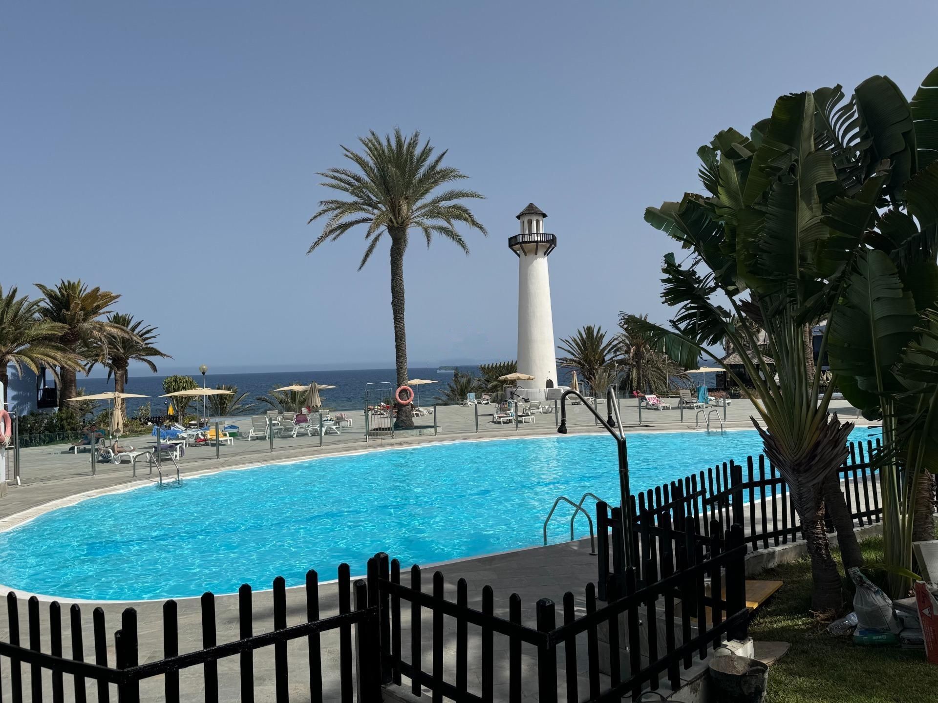 Apartm&aacute;n s terasou v Playa del &Aacute;guila | canaryhome.cz